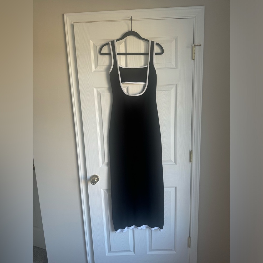 Black and White Sleeveless Dress